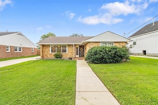 5411 Chamberlain Dr, New Orleans, LA 70122