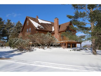 492 Burnor Rd, Jeffersonville, VT 05464