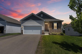 256 16th Ave SE, Lonsdale, MN 55046