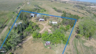 3835 11th St SW, Stanton, ND 58571