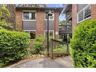 570 S State St, Lake Oswego, OR 97034