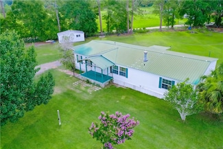 2522 Barnes Rd, Blackshear, GA 31516
