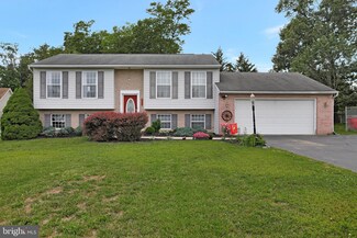 16913 Hampshire Dr, Williamsport, MD 21795