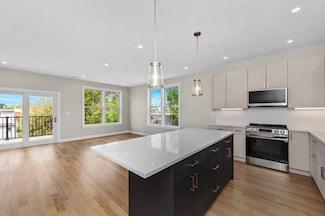 40 Waverly St Unit 2, Brighton, MA 02135