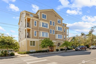 1215 Lawrence St Unit 201, Port Townsend, WA 98368