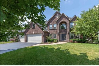 607 Spruce Ct, Oswego, IL 60543