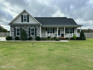 3984 Norris Store Rd, Ayden, NC 28513