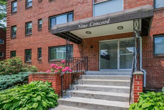9 Concord St Unit B4, West Hartford, CT 06119