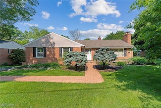 923 Hillcrest Ave SW, North Canton, OH 44720