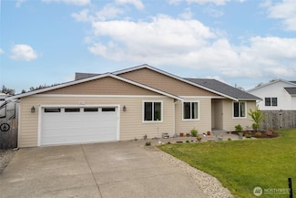 802 Cody St SE, Rainier, WA 98576