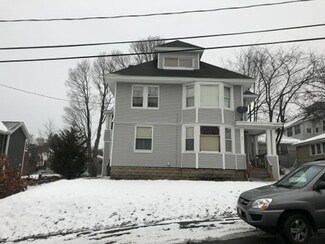 61 Pearl St, Lawrence, MA 01841