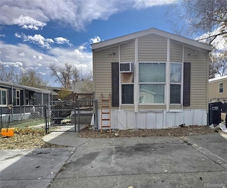 10201 Riverdale Rd Unit 204, Thornton, CO 80229