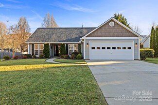 51 Rolling Meadow Rd, Fletcher, NC 28732