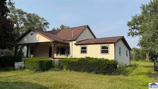 368 S Jackson St, Clinton, IN 47842