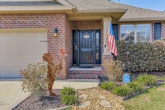 2469 Redford Dr, Cantonment, FL 32533