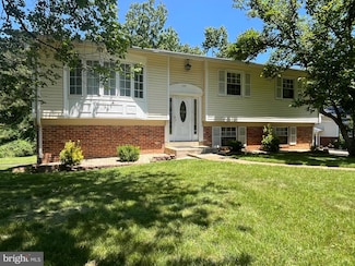 7001 Kepner Ct, Lanham, MD 20706