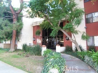 20234 Cantara St, Winnetka, CA 91306