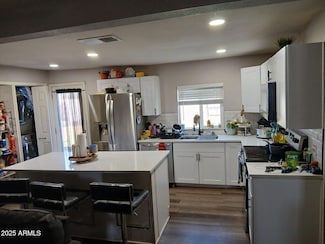7635 N 76th Ln, Glendale, AZ 85303