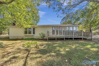 1527 Butter & Egg Rd, Hazel Green, AL 35750