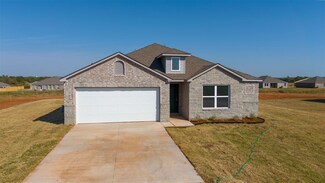 2914 E Hilltop Ave, Stillwater, OK 74074