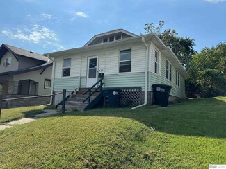 6306 N 33rd St, Omaha, NE 68111