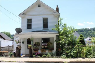 1045 Johnston Ave, Kittanning, PA 16201