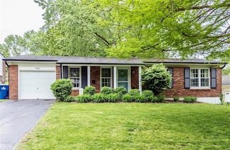 9906 Gilbrook Ave, Saint Louis, MO 63119