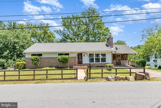 5217 Terrace Rd, Mechanicsburg, PA 17050