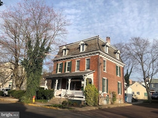 43 E Oakland Ave, Doylestown, PA 18901