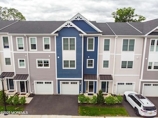3 Raritan Cove, Keyport, NJ 07735