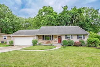 1324 Woodrow St NW, North Canton, OH 44720