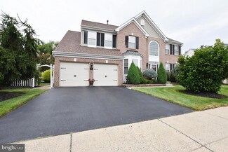 13 Equine Run, Burlington, NJ 08016