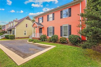 2009 Fig Ct, Fayetteville, NC 28305