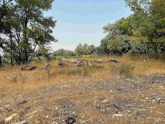 300 E 3rd St, Burley, ID 83318
