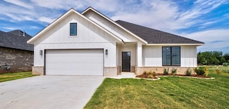 214 Outlander Way, Shawnee, OK 74804