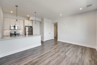 658 Grand St Unit 301, Jersey City, NJ 07304