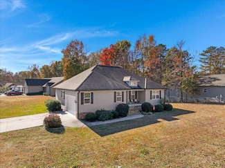 112 Toria Trace, Dalton, GA 30721
