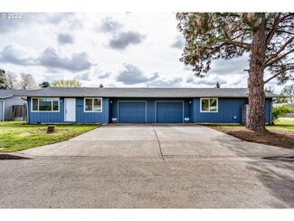 3590 Concord St, Eugene, OR 97402