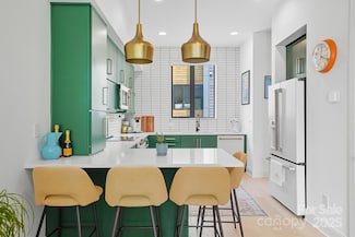 1003 Zinc Ln, Charlotte, NC 28205