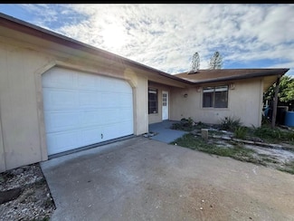 8736 SE Algozzini Place, Hobe Sound, FL 33455