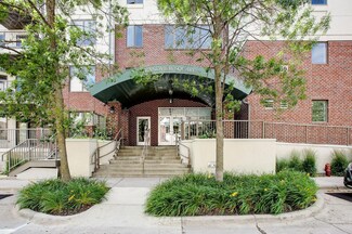 5250 Grandview Square Unit 2404, Edina, MN 55436