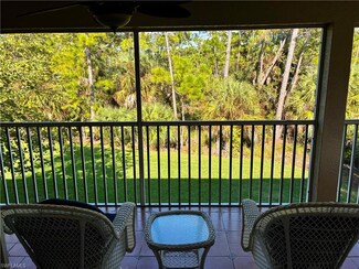 913 Carrick Bend Cir Unit 202, Naples, FL 34110