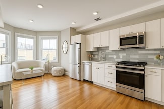 89 Prescott St Unit C, Boston, MA 02128