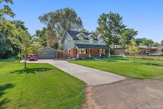 755 Holland St, Lakewood, CO 80215