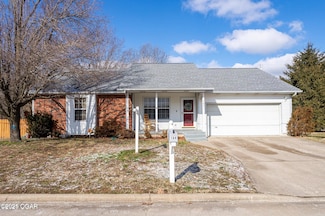 104 Randolph Dr, Carl Junction, MO 64834