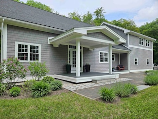 19 Crystal Lake Rd, Enfield, NH 03748