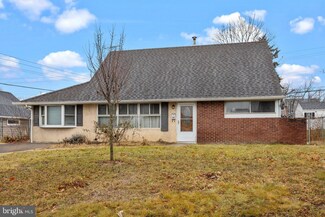 54 Cameo Rd, Levittown, PA 19057