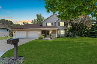 106 Lamine Ln, Combined Locks, WI 54113
