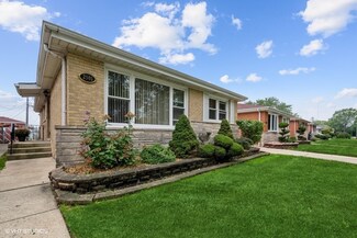 2905 W Seipp St, Chicago, IL 60652