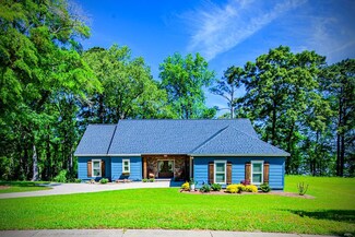 37 Memory Ln, Eufaula, AL 36027